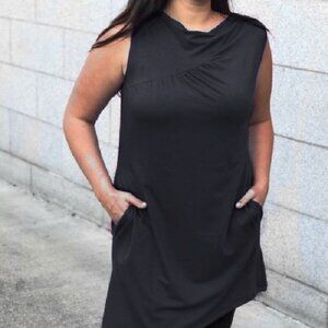 Black Callie Sleeveless Bamboo Tunic with Pockets